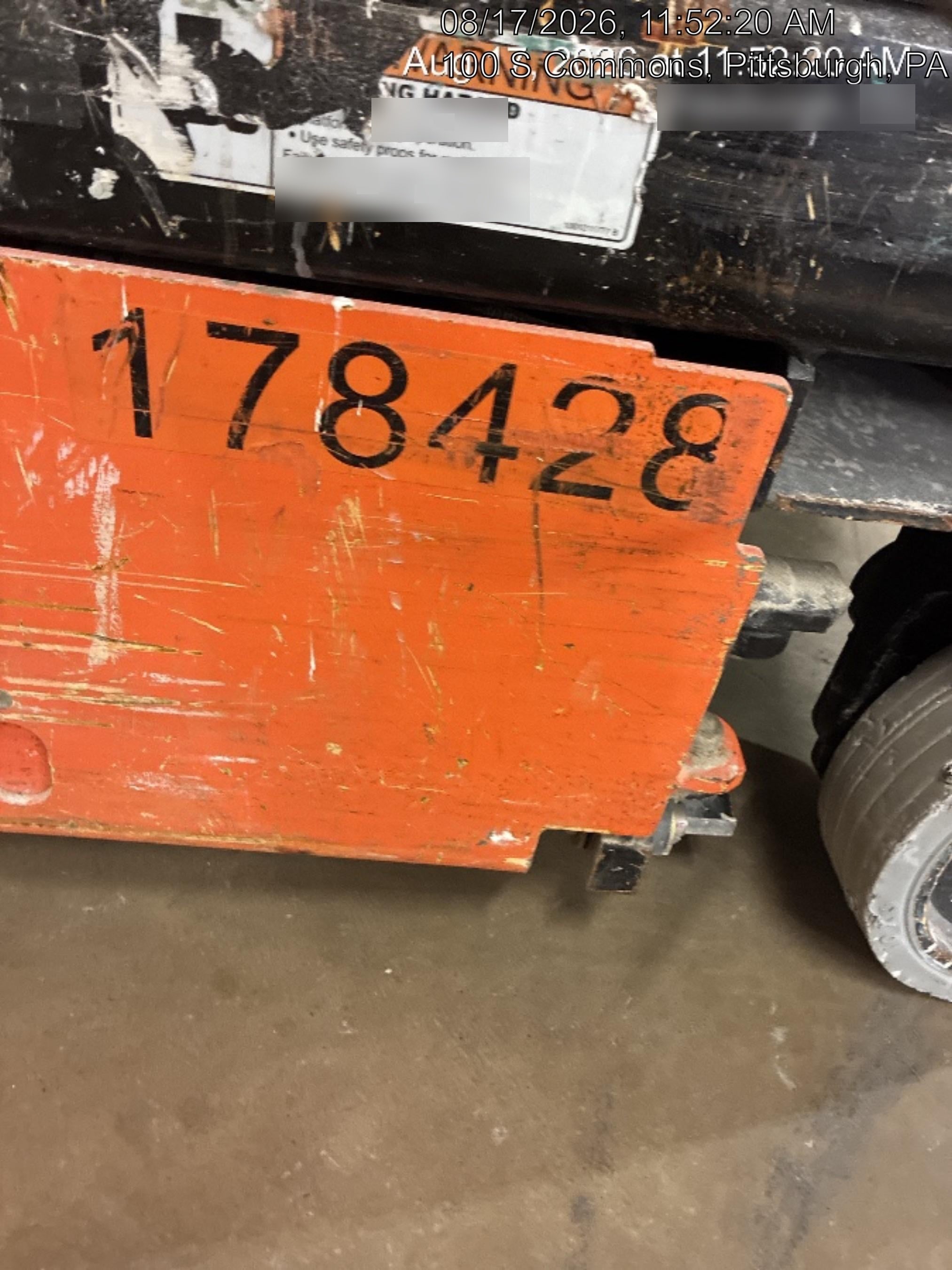 2021 JLG ES1330L