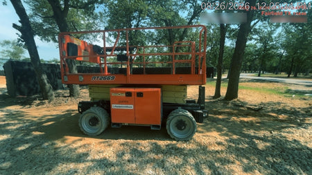 2022 JLG RT2669