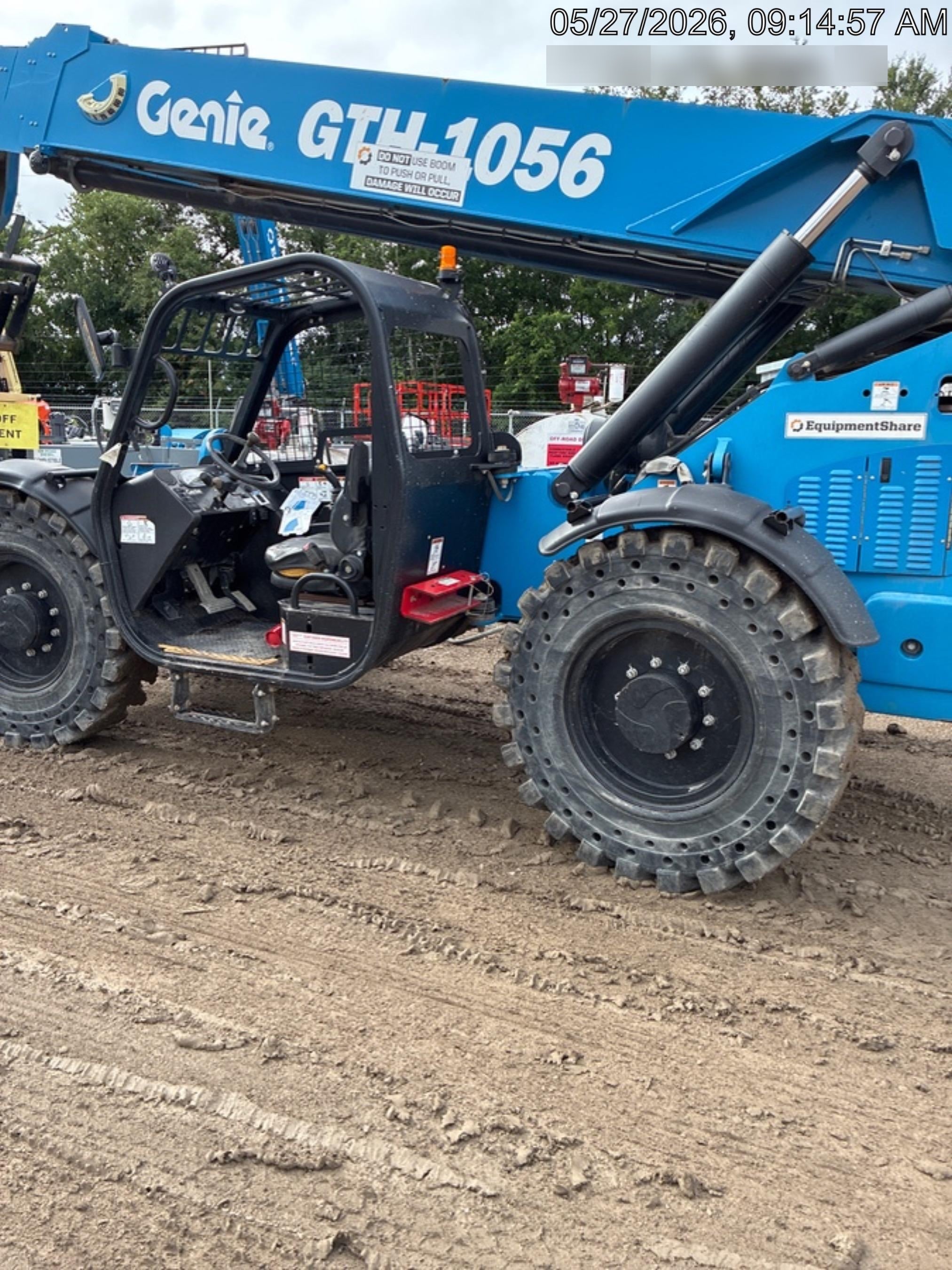 2018 GENIE GTH-1056