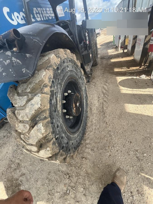 2017 Genie GTH-844 Solid Tires, 60" carriage, Open ROPS