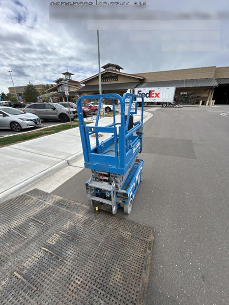 2021 GENIE GS-1330m