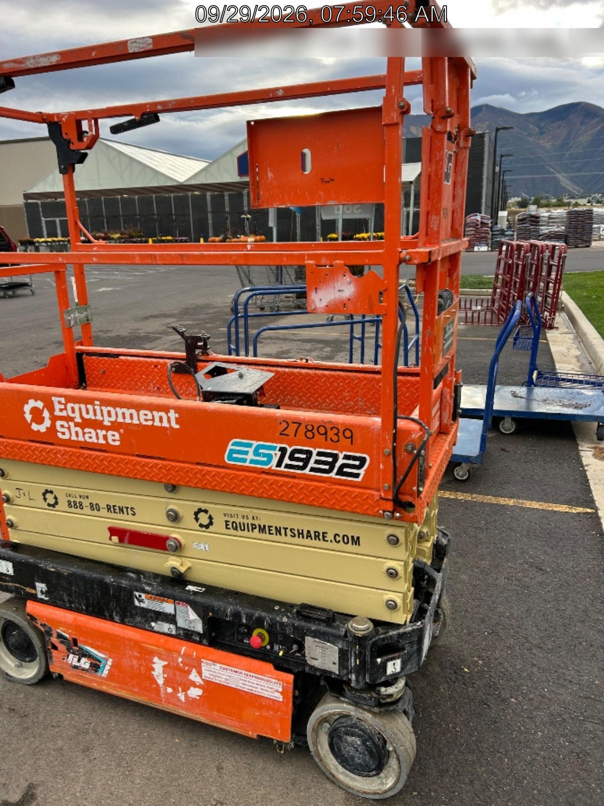 2022 JLG ES1932