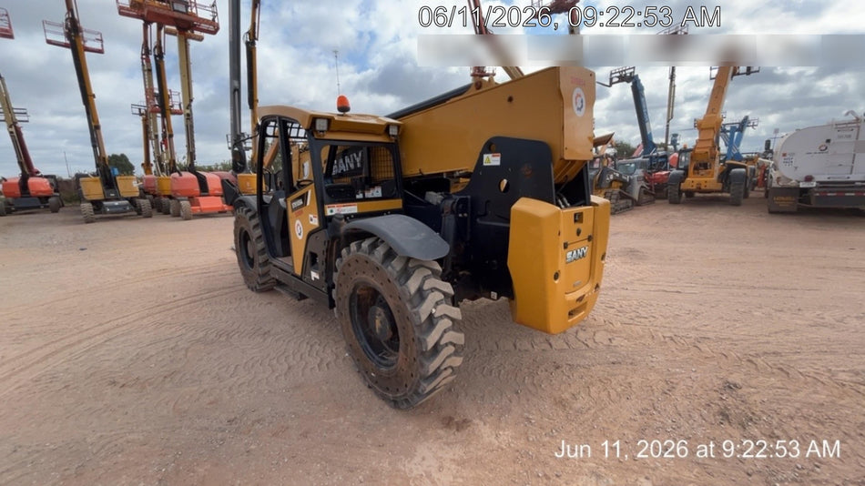 2023 SANY STH1056