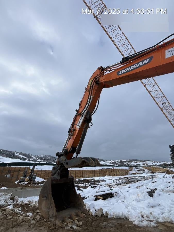 2020 DOOSAN 36"  Bucket - Doosan