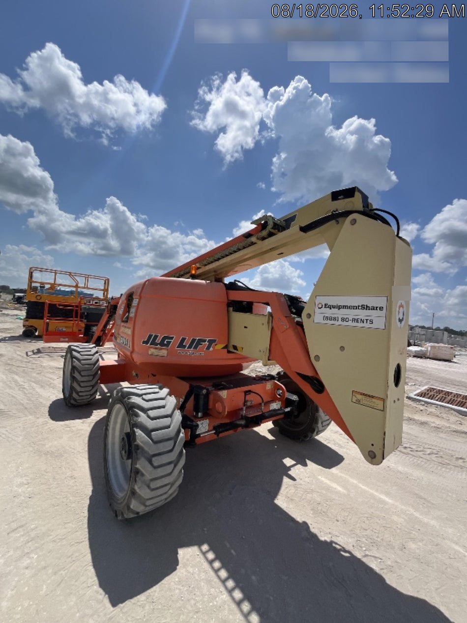 2019 JLG 600AJ