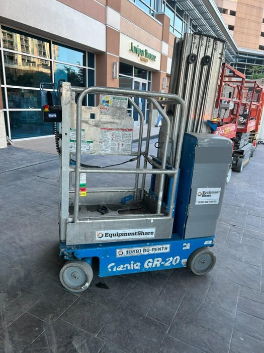2019 GENIE GR-20