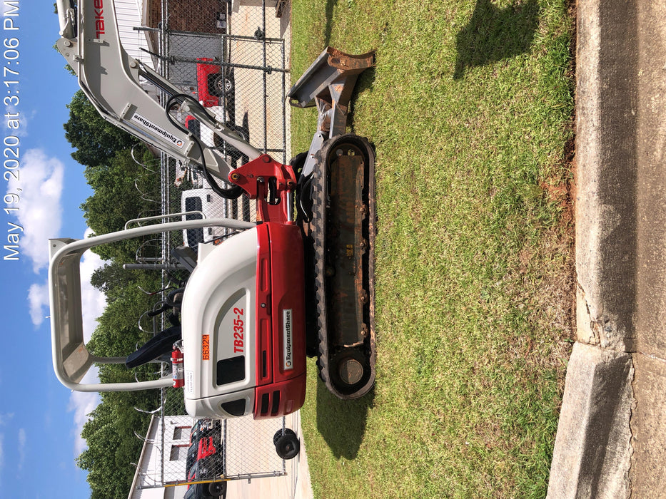 2020 TAKEUCHI TB235-2R