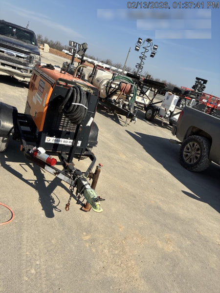 2021 Lincoln Electric Vantage 322 Vantage 322 Ready Pak 3 w/ Telematics & Decals, ORANGE (includes trailer, cable rack, fender light kit)
