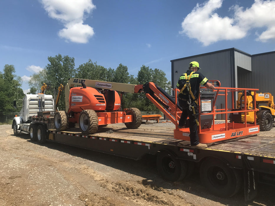 2019 JLG 600AJ