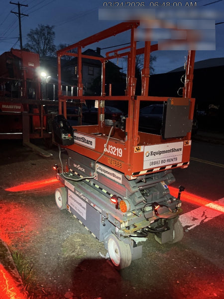2020 Skyjack SJIII-3219 Solid NM Tires, Half height spring hinged entry gate, Dual Beacons, 800W Inverter