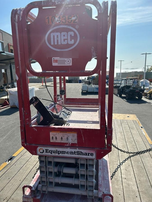 2020 MEC 1330SE Solid NM Tires, Steel Swing out Doors, LCS, Beacon, 900W Inverter