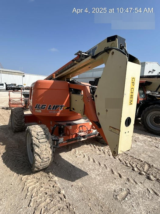 2019 JLG 600AJ