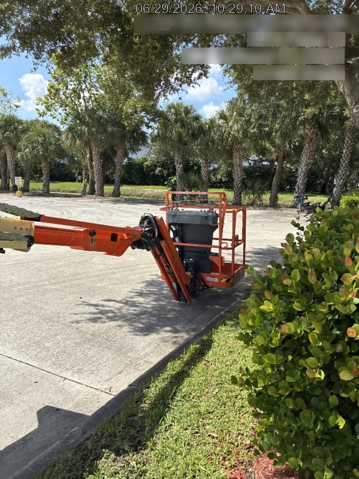 2021 JLG E400AJP Narrow