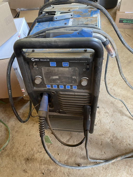 2022 MILLER ELECTRIC Millermatic 255