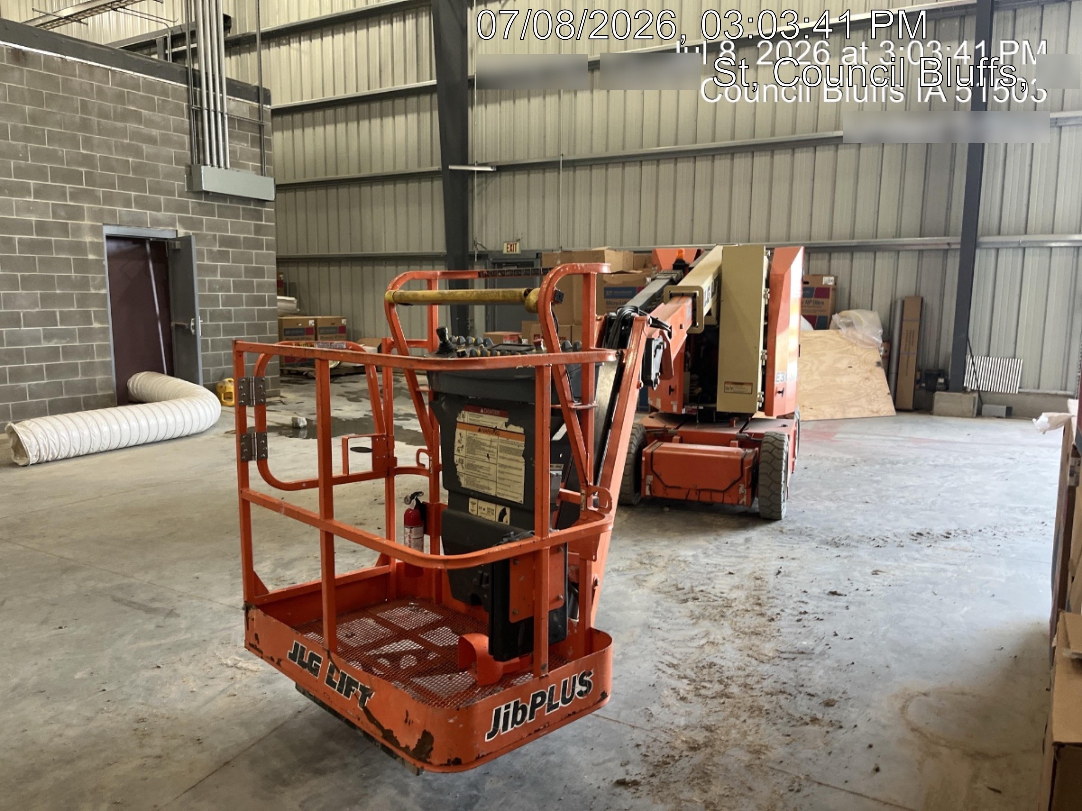 2019 JLG E300AJP