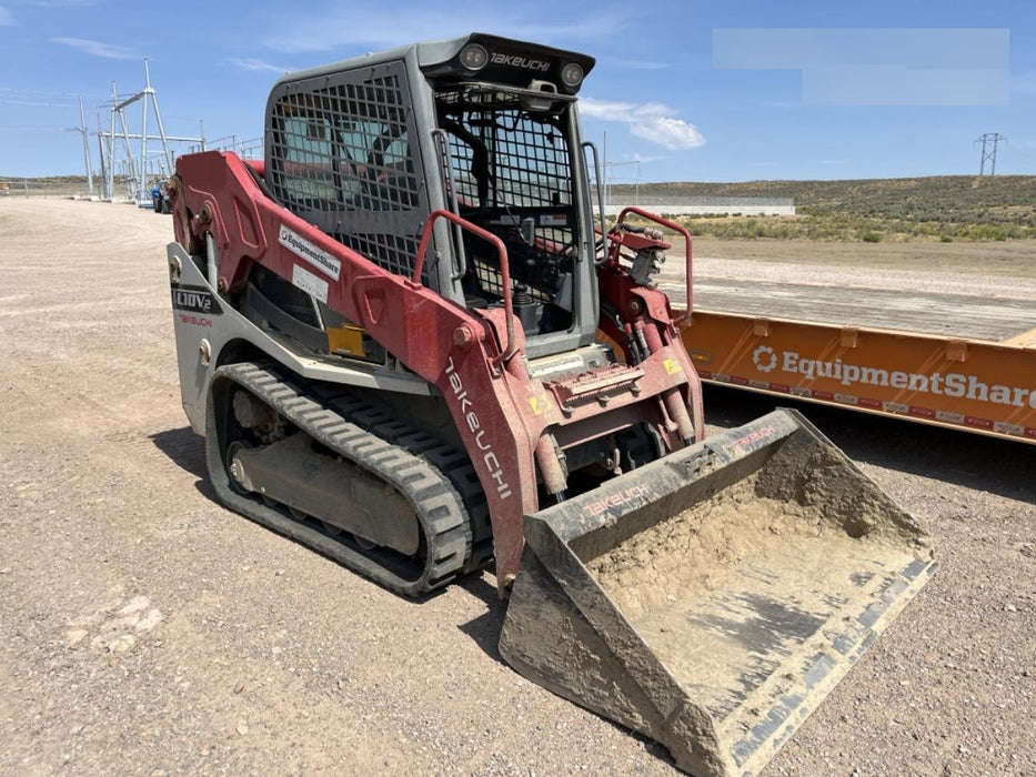 2019 Takeuchi TL10V2-CR Cab/Heat/AC, Rubber Tracks, Backup Alarm, Front & rear working Lights, Auxiliary Hydraulics, 2 Speed Travel, Engine Monitoring System, Hydraulic universal quick hitch w/76" HD dirt bucket with 8 teeth, 20.3 cubic feet capacity, 48" Pallet forks and frame