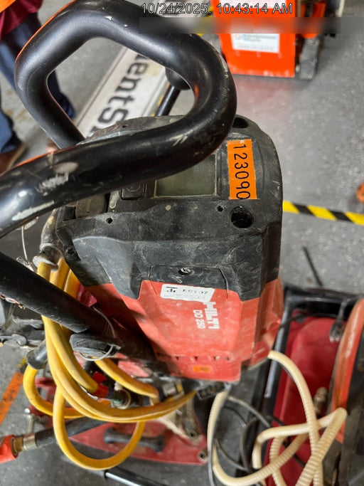 2020 HILTI DD250E
