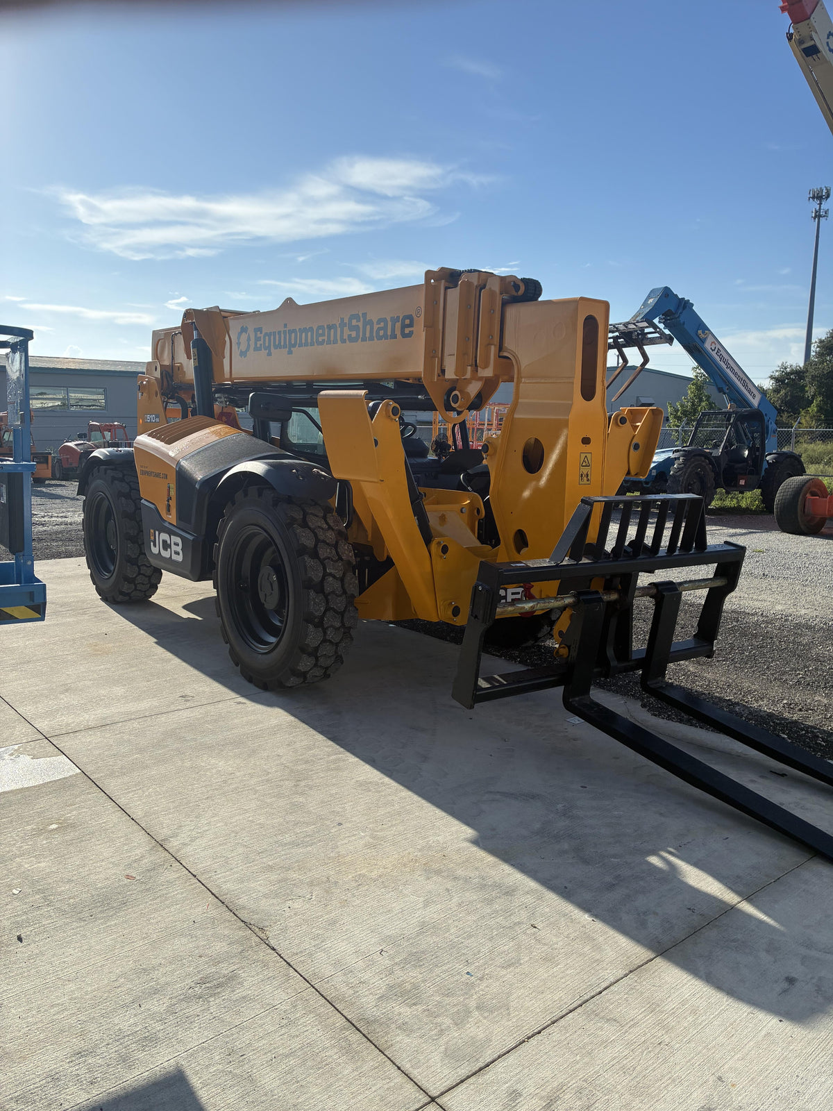 2026 JCB 510-56