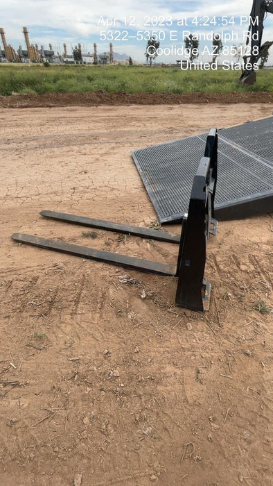 2021 FEMA 60" Skid Steer Forks FEMA