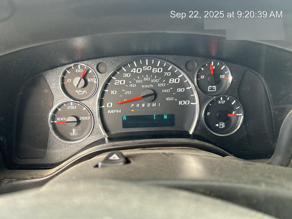 2025 CHEVROLET Express Van - Rental