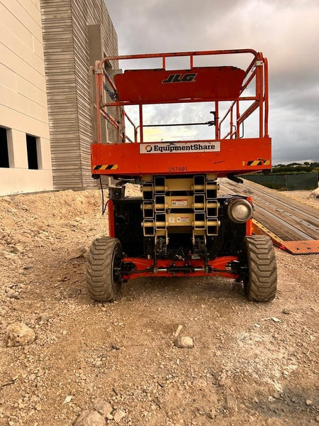 2022 JLG 4394RT