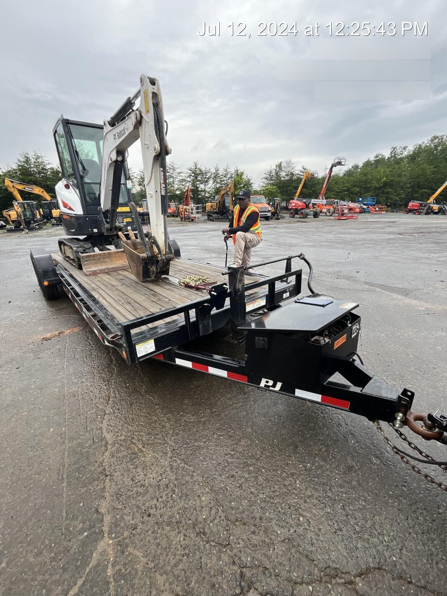 2022 PJ TRAILERS TF 14K