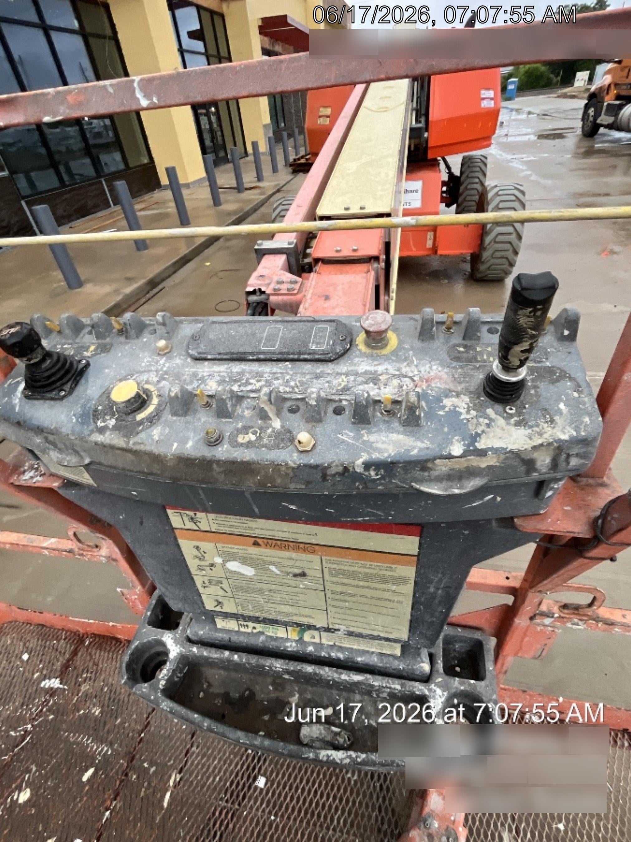 2021 JLG 600S
