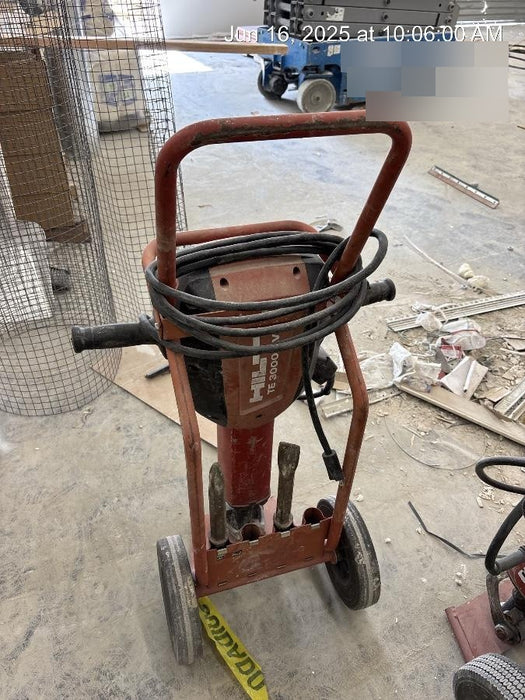 2020 HILTI TE 3000-AVR