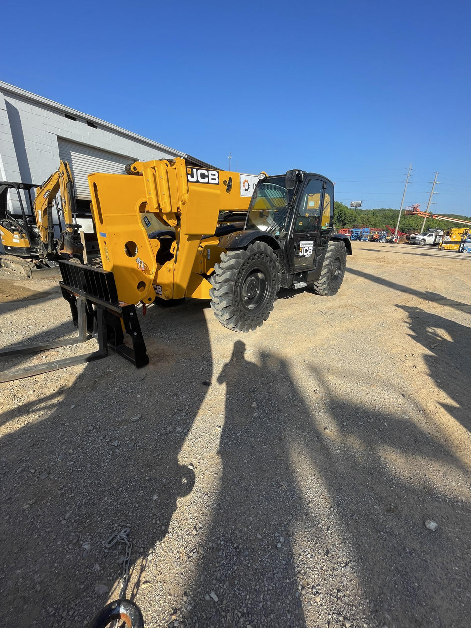 2022 JCB 510-56