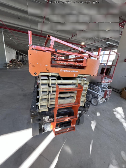 2022 JLG R4045