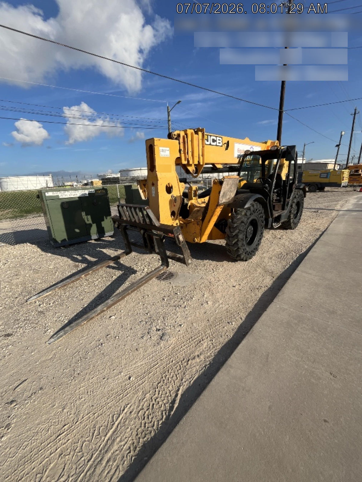2019 JCB 510-56 Open ROPS, 74 HP, Solid Tires, Worklights, Beacon, Aux Hydraulics, Lifting Eye 72" Carriage/60" Forks