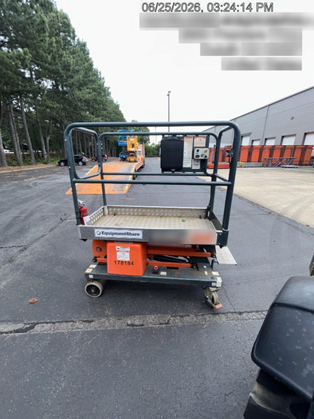 2021 JLG 1030P