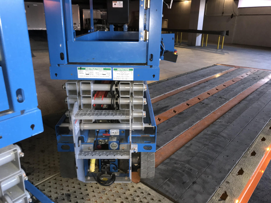 2020 Genie GS-1930 Solid Non Marking Tires, Beacon, Folding rails with half height swing gate, 800W Inverter