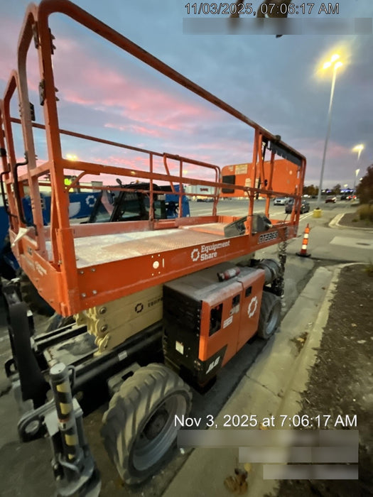 2022 JLG RT3369