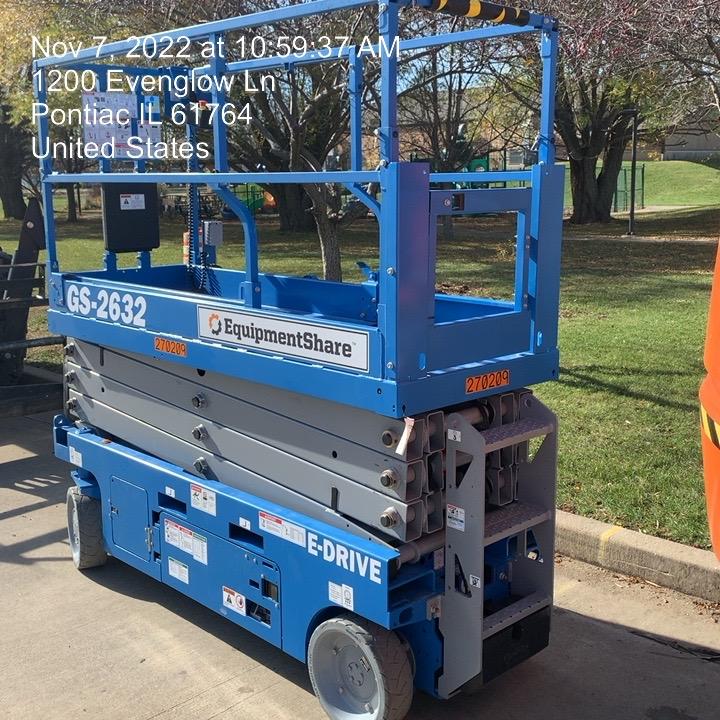 2022 GENIE GS-2632