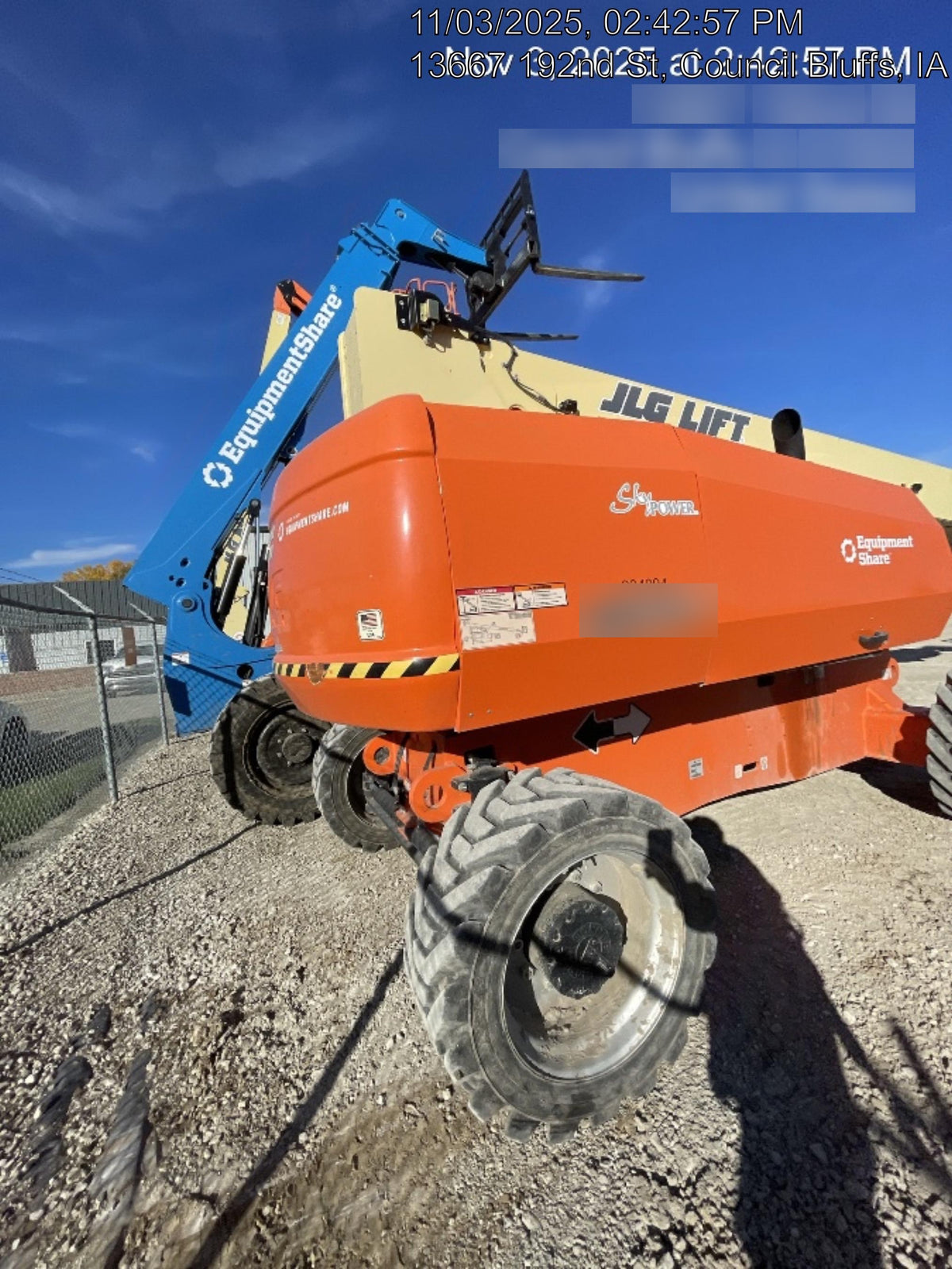 2023 JLG 860SJ