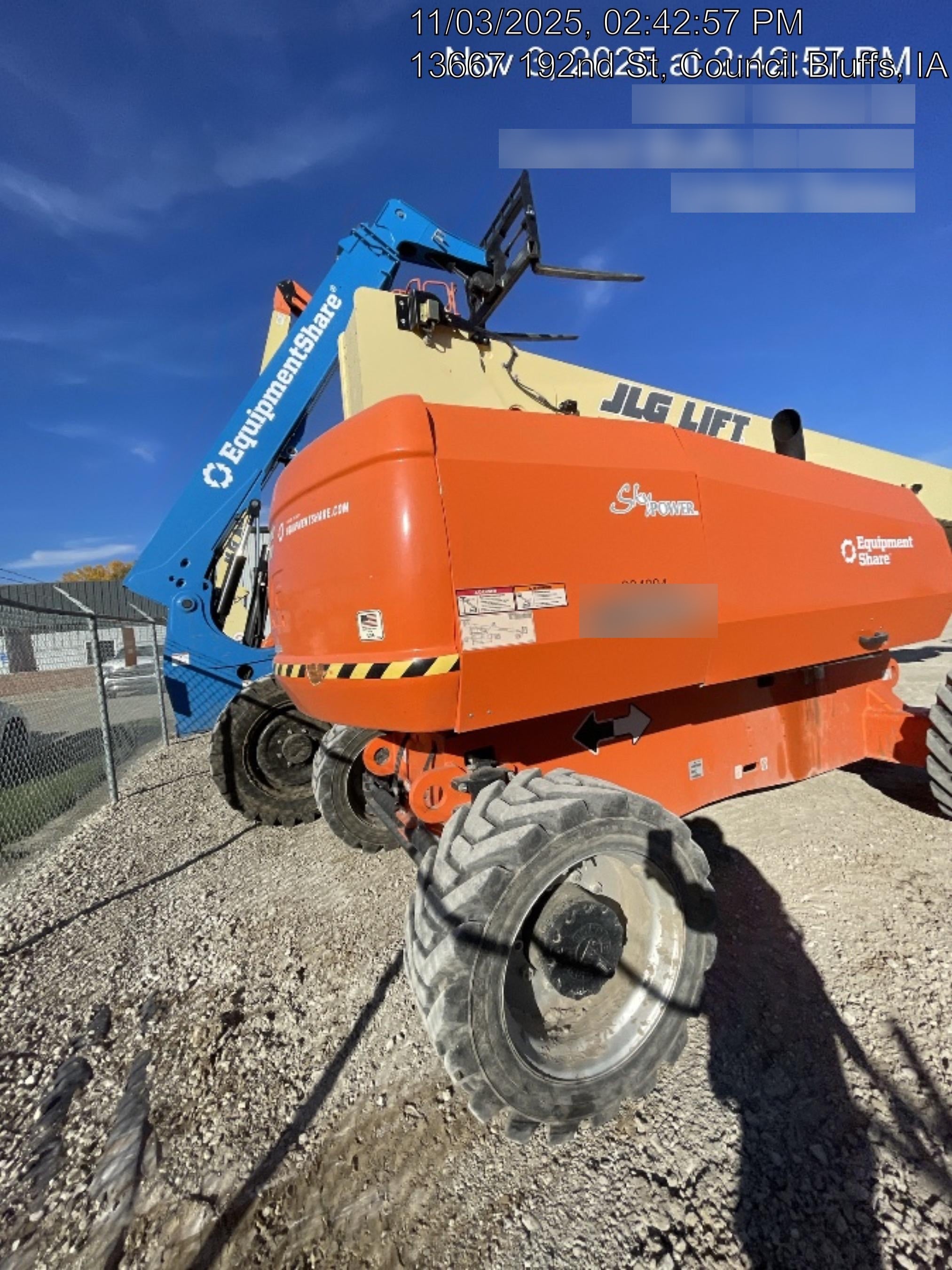 2023 JLG 860SJ