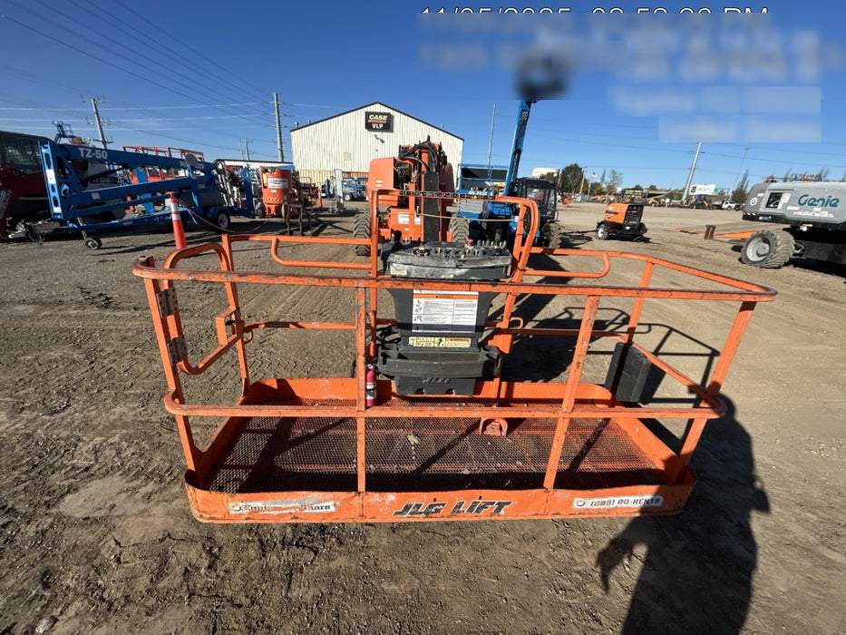 2021 JLG 660SJ