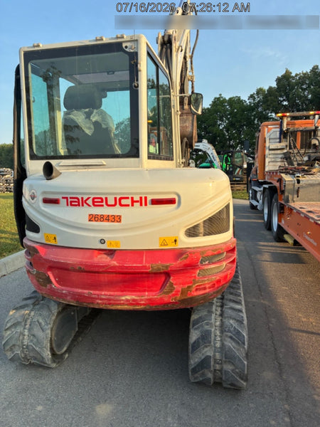 2022 TAKEUCHI TB250-2CR