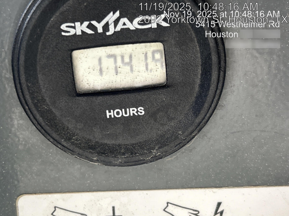2017 SKYJACK SJ6832 RT