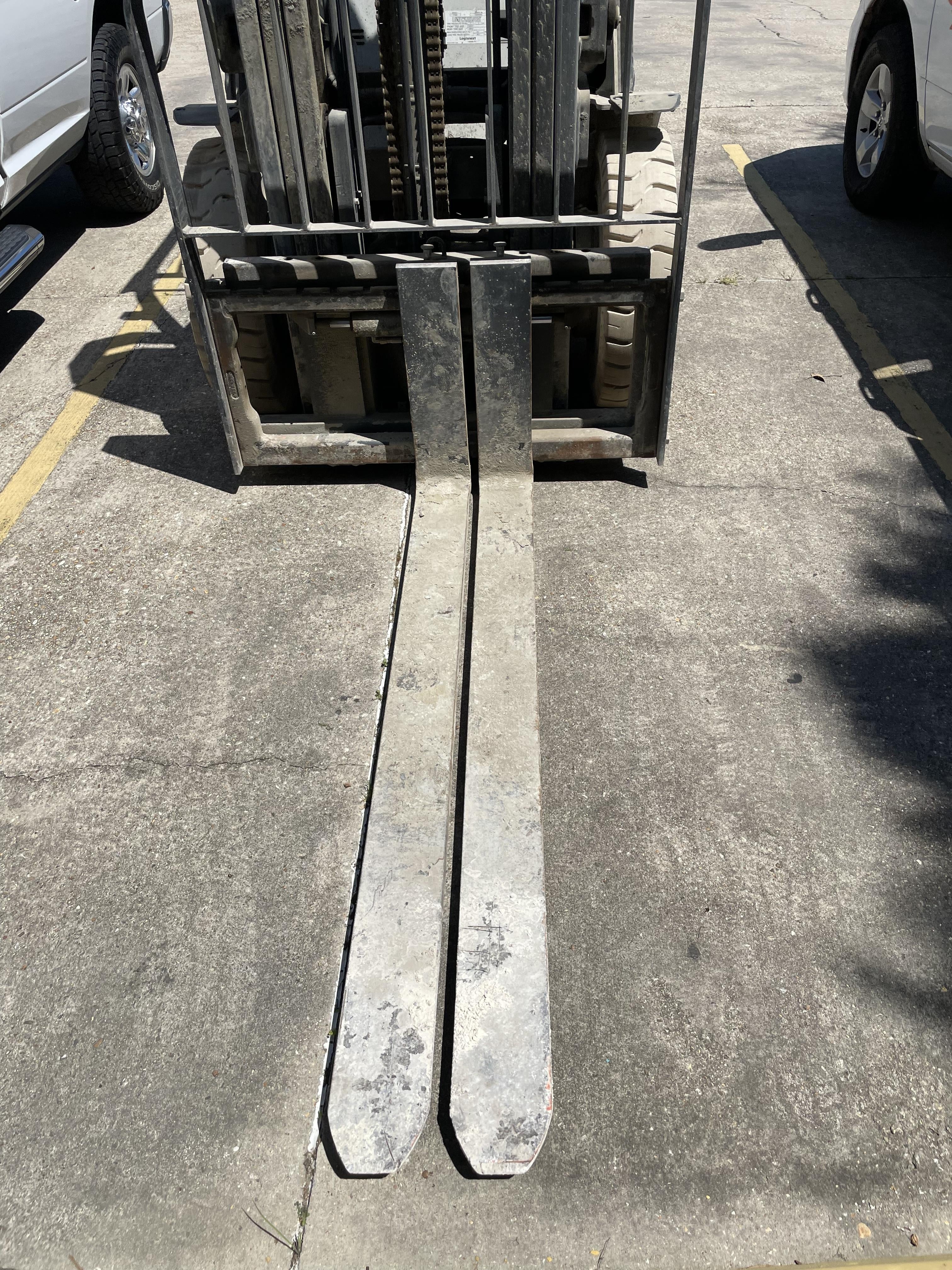 2022 UNICARRIER PF80N