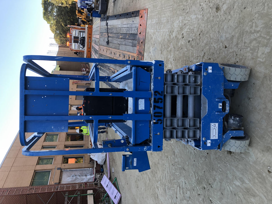 2019 Genie GS-1930 Fixed Rails with Chain Entry