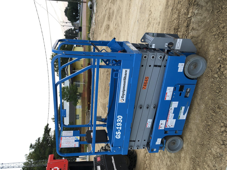 2020 Genie GS-1930 Fixed rails with chain entry gate - Pre A92.20