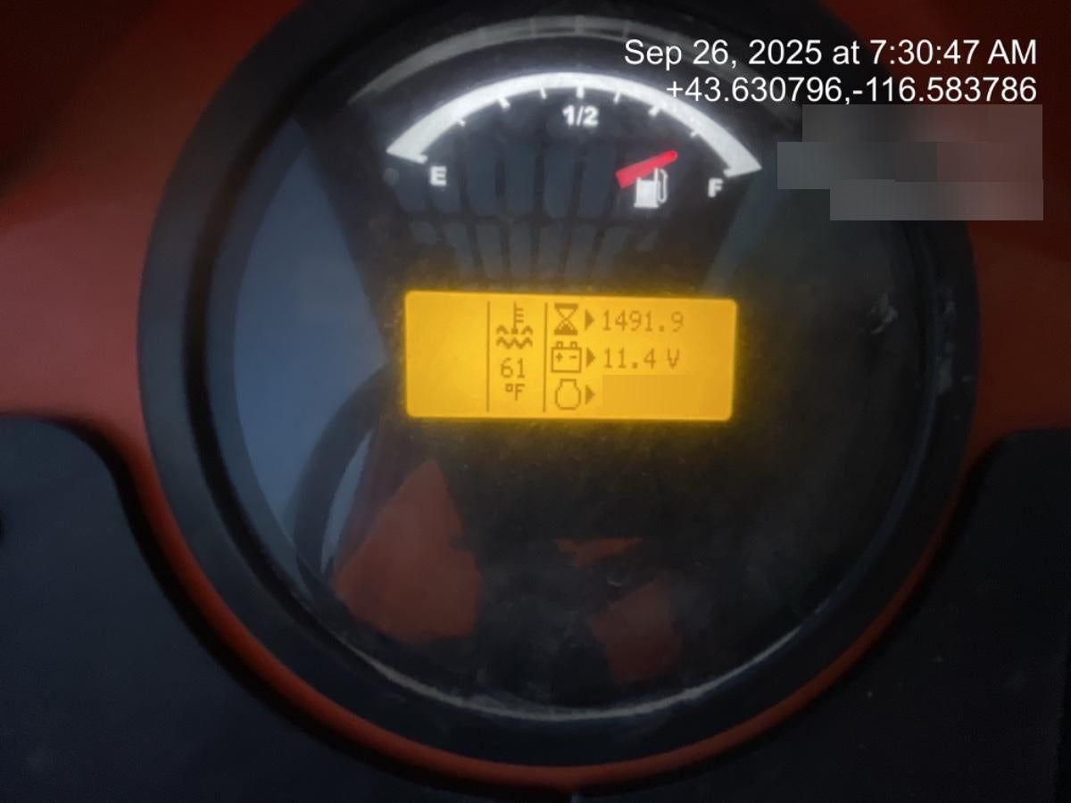 2021 JLG 12054