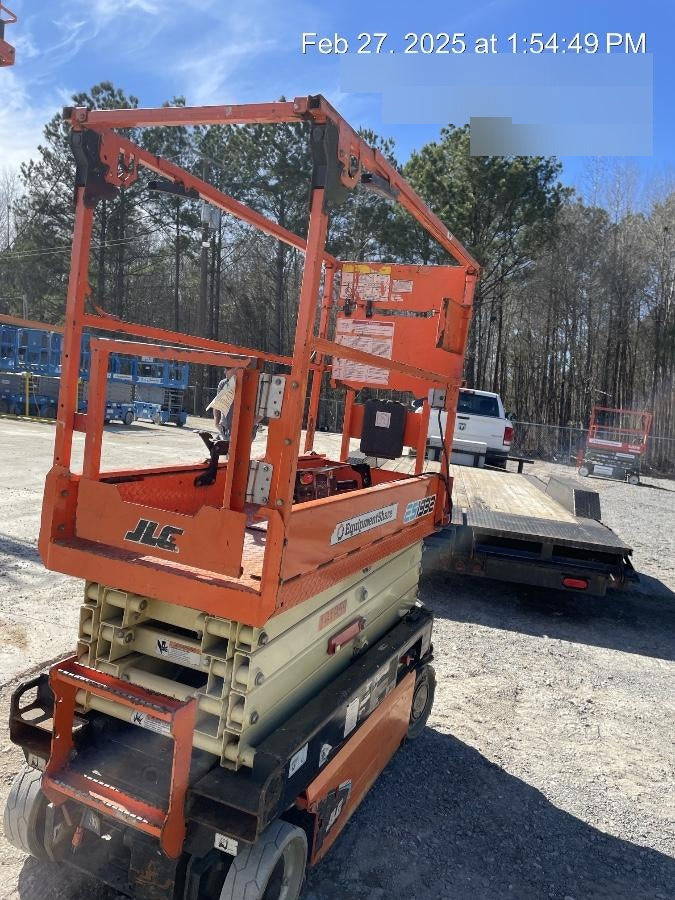 2021 JLG ES1932
