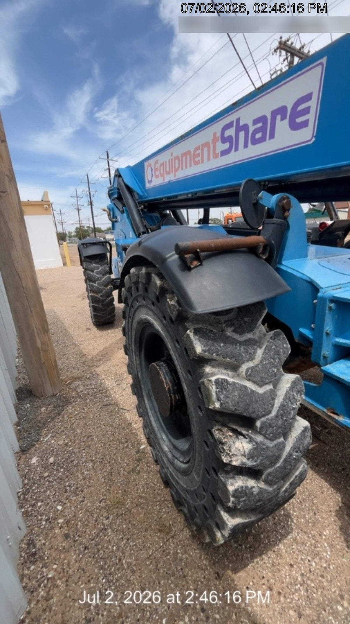 2017 GENIE GTH-1056