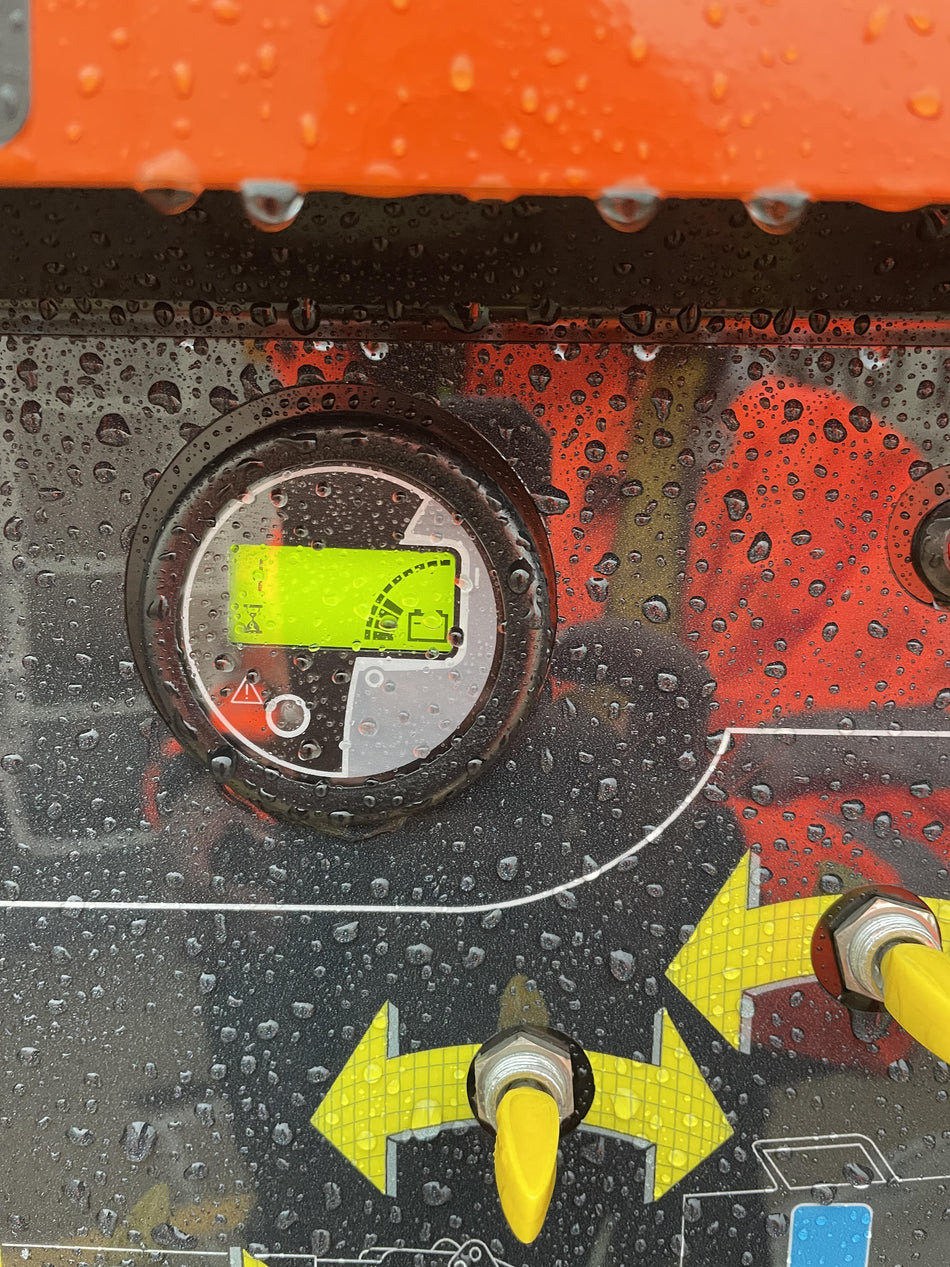 2022 JLG E300AJP