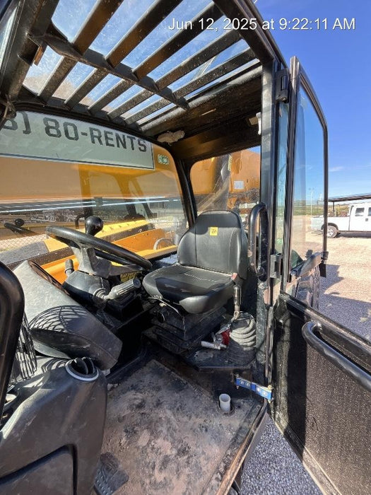 2020 JCB 510-56 Cab/Heat/Air, 74 HP, Solid Tires, STD Worklight, Beacon, Aux Hydraulics, Lifting Eye, Back up Alarm w/66" Carriage/60" Forks