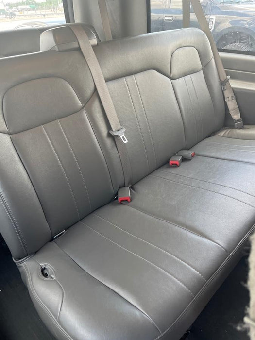 2025 CHEVROLET Express Van - Rental