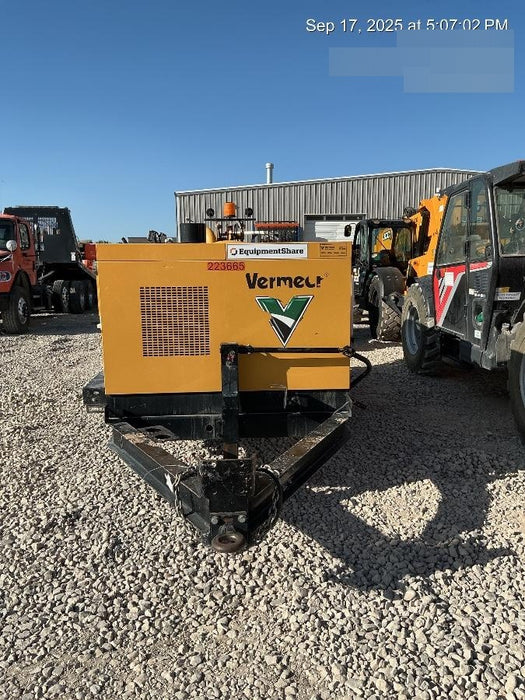 2023 Vac-Tron LP573XDT T4 Koehler Diesel Engine, 500 Gallon Debris Tank, x2 100 Gallon Water Tanks